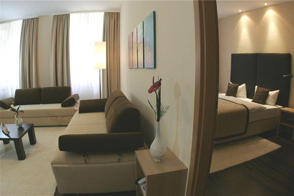Merkur 3*